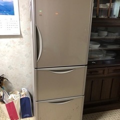 日立　冷蔵庫　2015年製　R-S2700FV