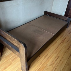 木製無垢材　高級フランスベッド