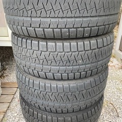 【215/45 R17】PCD100 5穴 スタッドレスタイヤ4本セット　ピレリ
