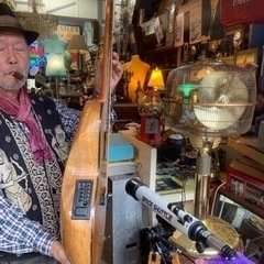 ギター。エレアコ。