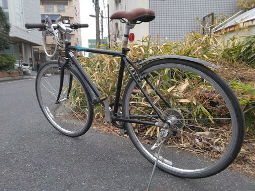 クロスバイクです。　外装６段ギア付きです。