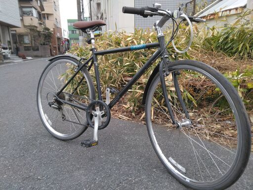 クロスバイクです。　外装６段ギア付きです。