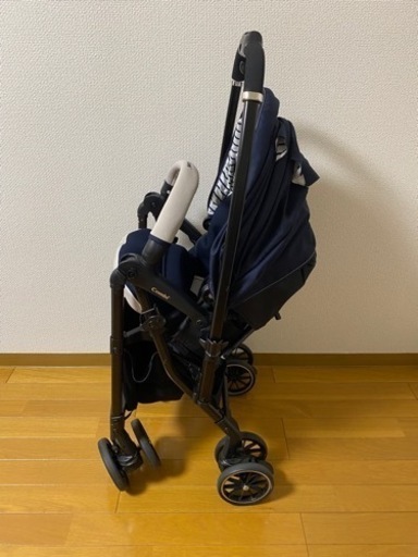 ベビーカー コンビ スゴカルα 4キャス Light エッグショック HS