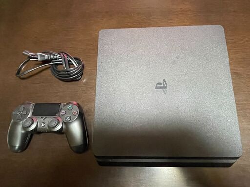 PS4お譲りいたします。(受け渡し予定者決定)