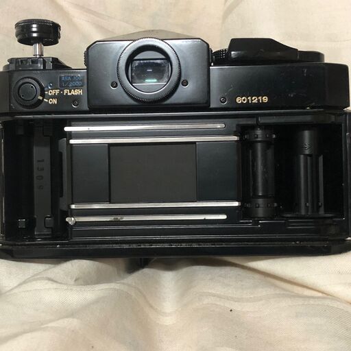 キャノン・フィルムカメラ★Canon　F-1　ボディのみ★ミラー、スクリーンのカビなし
