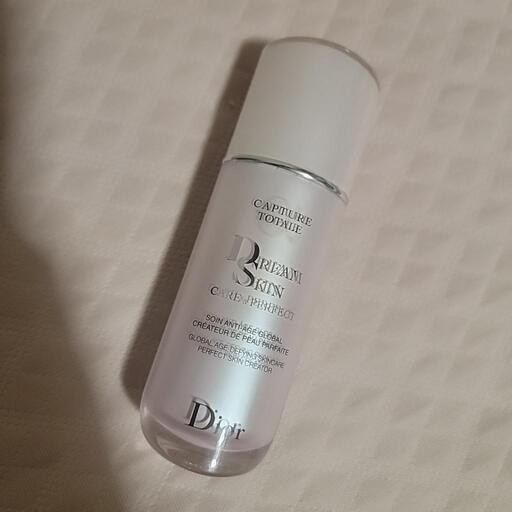 Dior  乳液
