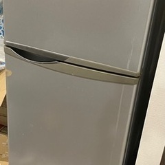 【無料】冷蔵庫　シャープSJ-H12W-S