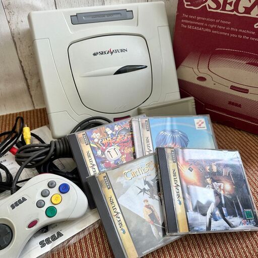 M054 動作OK SEGA SATURN セガサターン HST-0014 ソフト4本付 ときめきメモリアル ボンバーマン デビルサマナー タクティクスオウガ