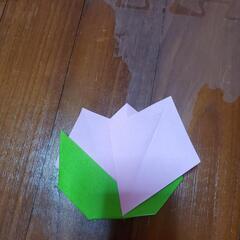 折り紙　チューリップ　花　葉っぱ　壁面