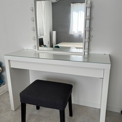 ドレッサー IKEA マルム ホワイト 鏡 ライト 椅子 付き