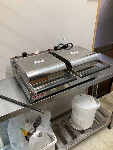 テーブル・ソファー・業務用 厨房用品・調理器具等／飲食店閉店に伴い処分／現地引き取り限定　2