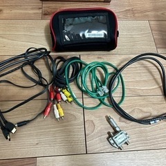 テレビ(SHARP AQUOS)、ブルーレイレコーダー、リモコン、説明書付き