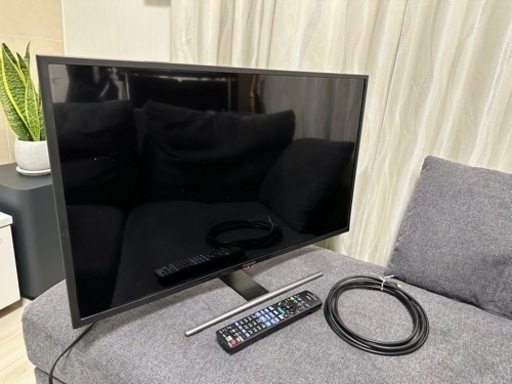 液晶ハイビジョンテレビ　32インチ　ハインセンス　2019年製