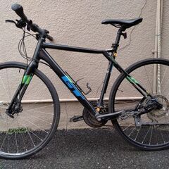 商談中GT GRADE COMPトリプルトライアングルデザイン　クロスバイク