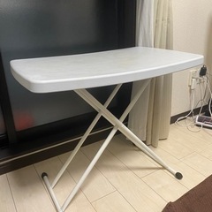 机・テーブル(高さ変更可能)