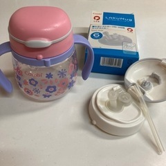 取引き中🌸🍼combi マグマグ🍼