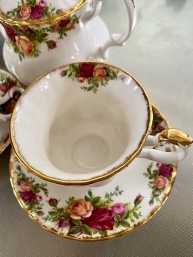 Royal Albert アフタヌーンティーセット