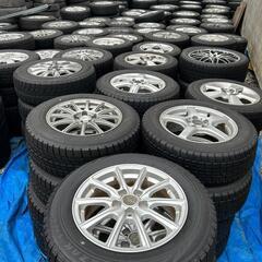 ❄️雪対策に！格安！均一価格！15インチアルミホイール付スタッドレスタイヤ多数あります⛄