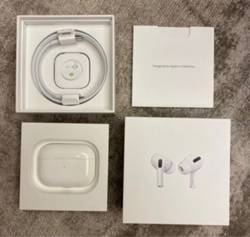 AirPods Pro エアポッズ　Apple イヤホン