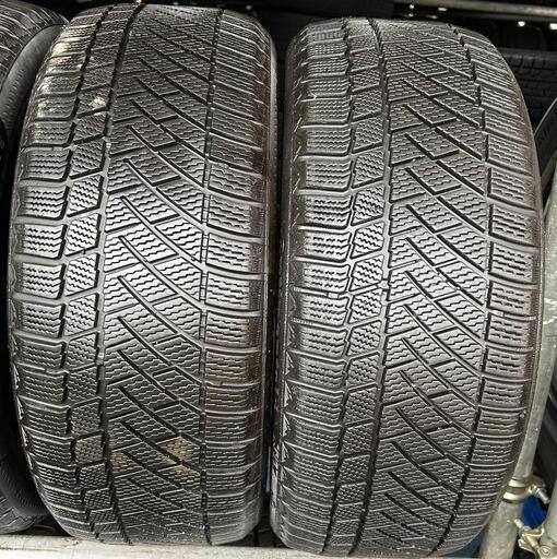 ⛄205/50R17❄️工賃込み！CONTINENTAL製スタッドレスタイヤ入荷しました⛄