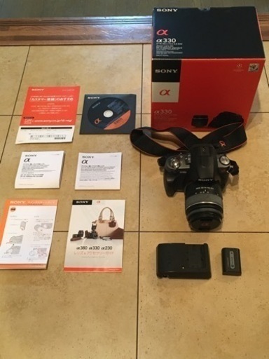 一眼レフカメラ　SONY α330