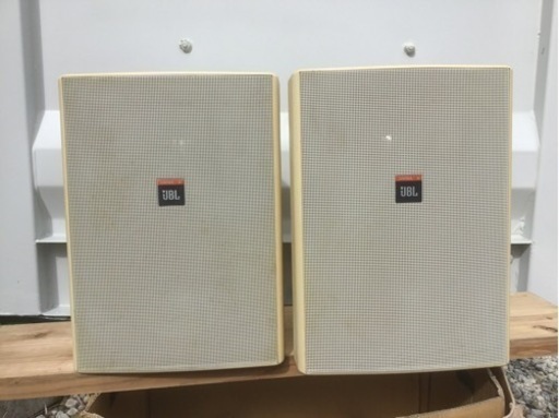 吊り下げ　JBL  スピーカー