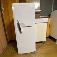 無料　三菱2006年製　冷蔵庫