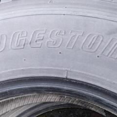 4トンユニックスタッドレス