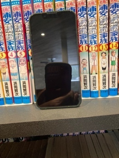 iPhone13 256GB 国内Apple Store購入のSIMフリー【美品】