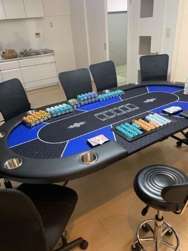 未使用】ポーカーテーブル、チップセット一式-