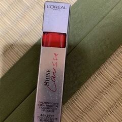 新品　L'OREAL リップ801その他4つ