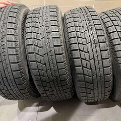 2017年式プリウスPHV スタッドレスタイヤ　純正ホイール
