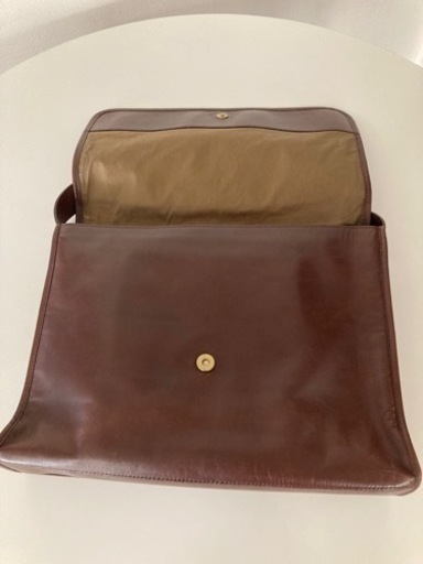 天皇御用達 ソメス サドル SOMES ビジネスバッグ本革ブラウンA4 自立 シンプルなデザインでよりスリムになった本革ビジネスバッグ