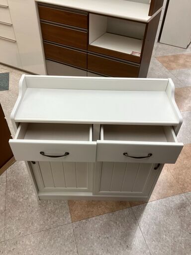 IKEA(イケア)定価￥22.417ローボード