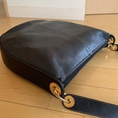 再値下げ⭐︎ユキコハナイ　黒革ショルダーバッグ