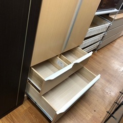 【サン】2枚扉　ワードローブ売ります‼︎