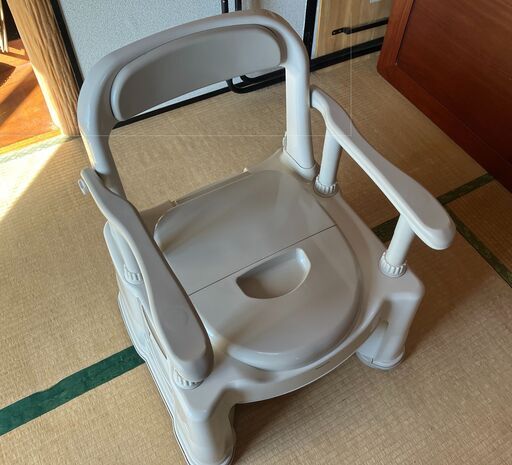 （配送可手渡しのみ）パナソニック 樹脂製ポータブルトイレ 座楽SPシリーズ