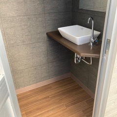 ウォシュレットトイレ浄化槽一体型コンテナ