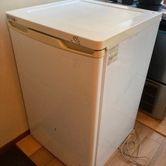 NORFROST 冷凍庫 86L FFU110R差し上げます