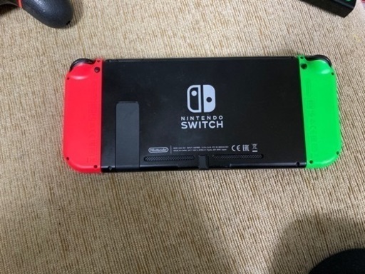 任天堂スイッチ　Switch本体　コントローラー付き