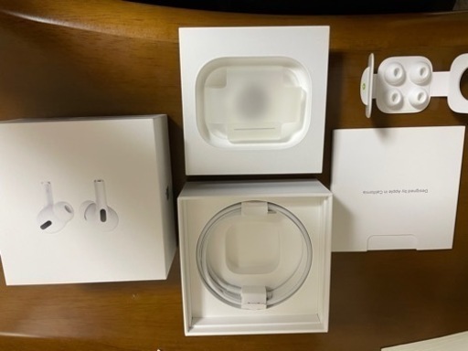 【中古】送料無料　Apple AirPods proの第一世代 MWP22J/A A2084