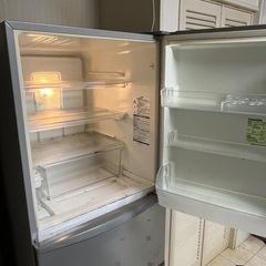 ★冷凍冷蔵庫　無料です★