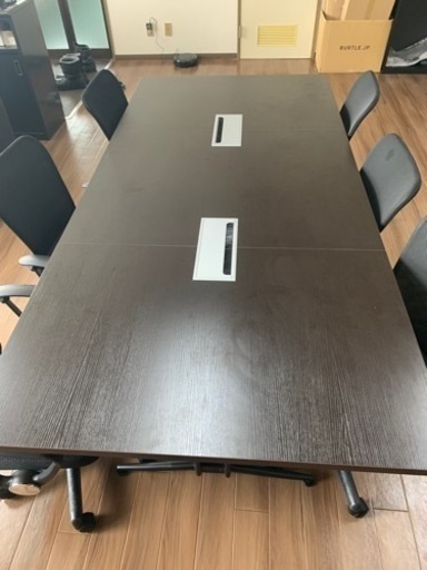 ミーティングテーブル　会議机　椅子6脚付き