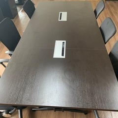 ミーティングテーブル　会議机　椅子6脚付き