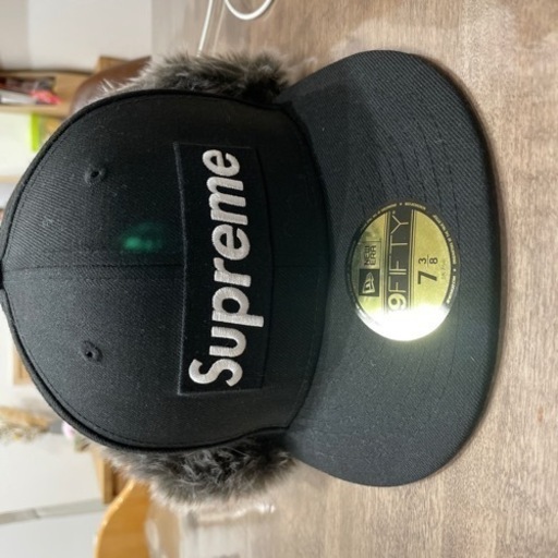 supremeイヤーフラップキャップ