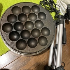 たこ焼き器とカメラ3脚