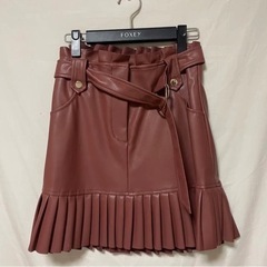 【ネット決済・配送可】ZARA フェイクレザースカート プリーツ