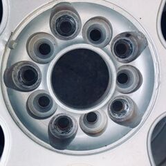 【格安】205/65r16 2本 215/60r16 2本　中古冬用タイヤ　スタッドレス　ブリザックVRX　直接引き取り歓迎