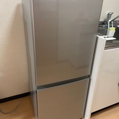 AQUA 2022年製　冷蔵庫　