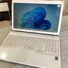 富士通　lifebook AH42/M Windows11 8G...